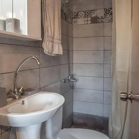 With Amazing Mountain View